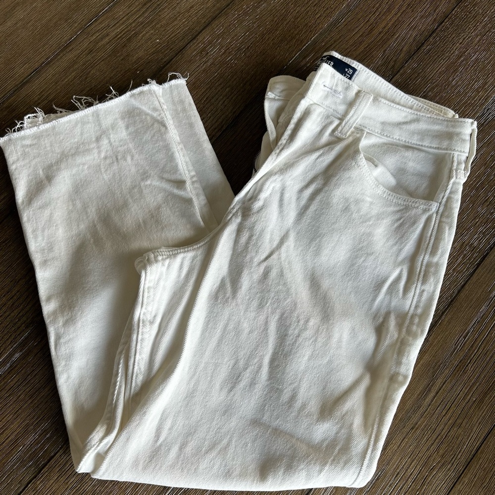 Hollister ultra high rise vintage straight white Jeans